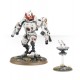 Warhammer 40,000 - T'au Empire Commander Warhammer 40,000 - T'au Empire Commander, T'au Commanders are elite leaders who pilot battlesuits of immense size and power